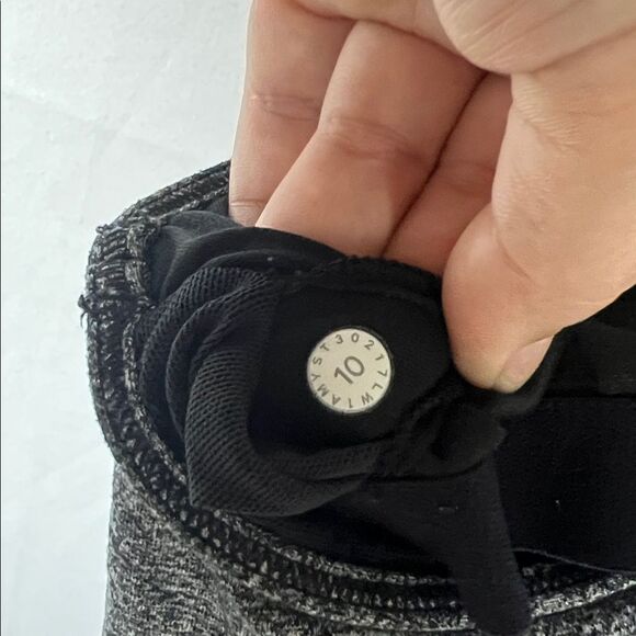 Lululemon Power Y Tank Top Heathered Gray Active Women's Size 10 - Picture 6 of 6